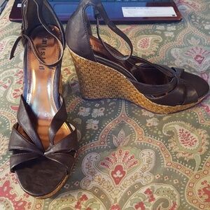 Unlisted 8 brown wedge sandals heels shoes